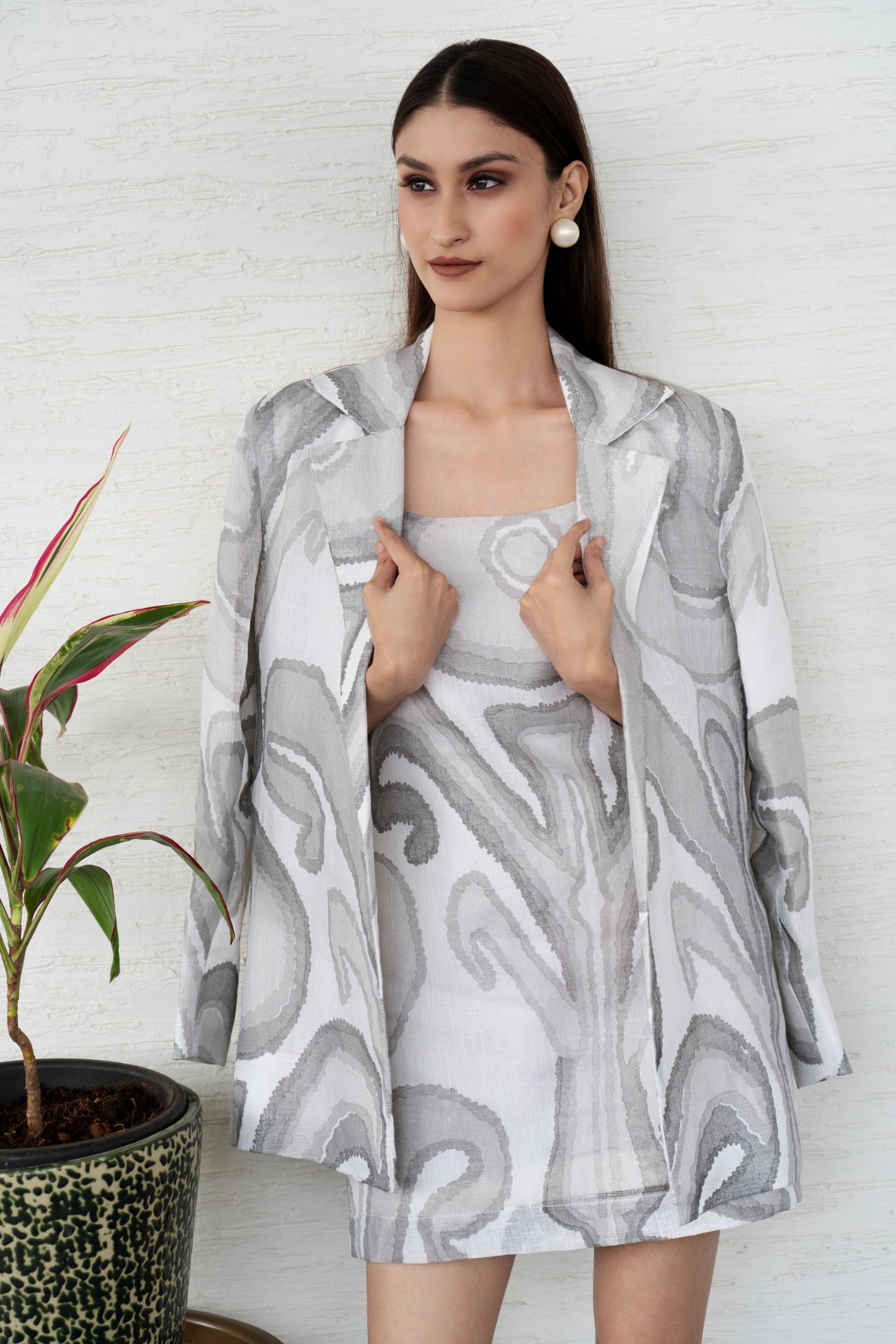 Dove Blazer Set detail close-up