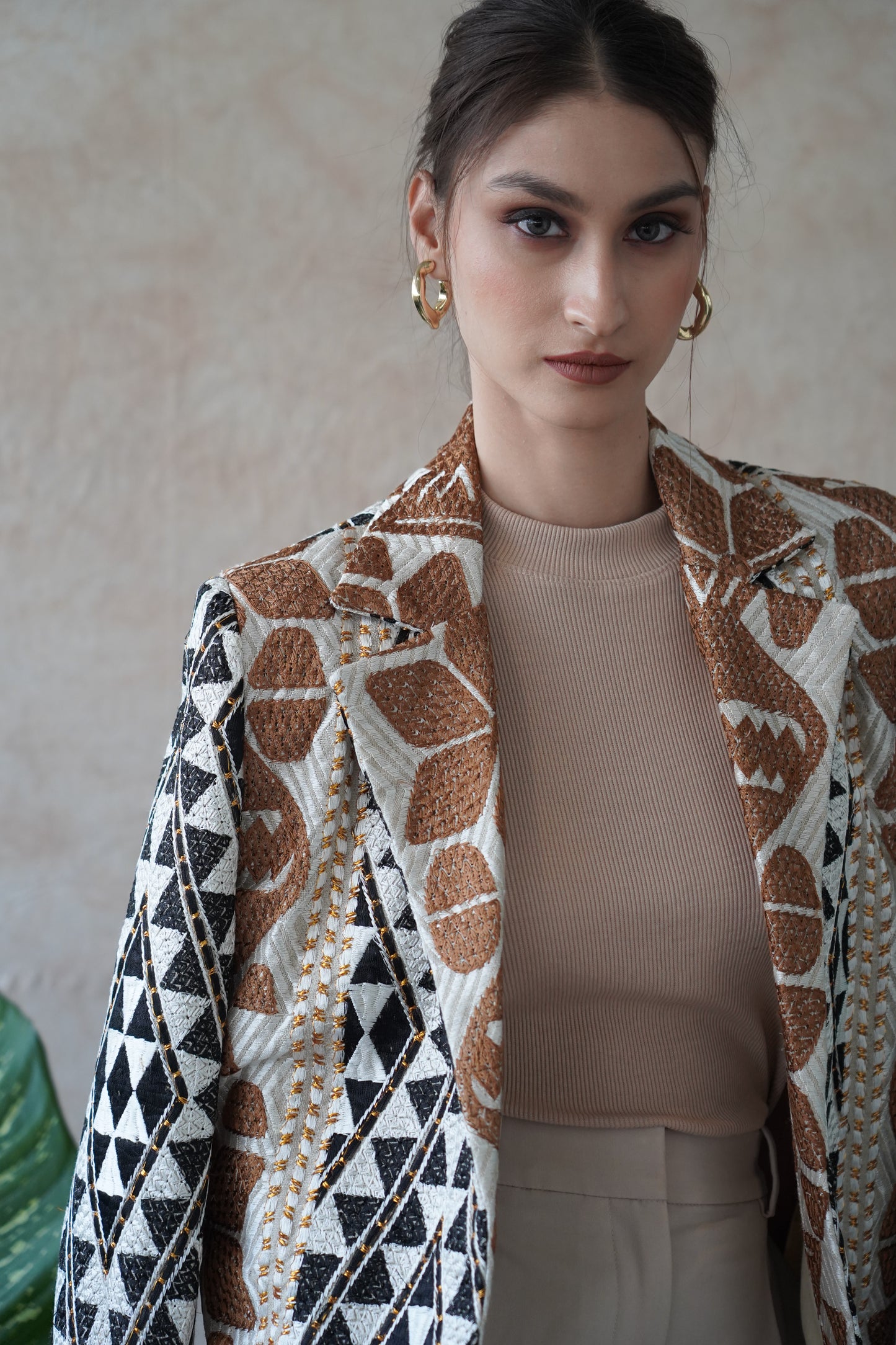 Mahogany Blazer detail close-up