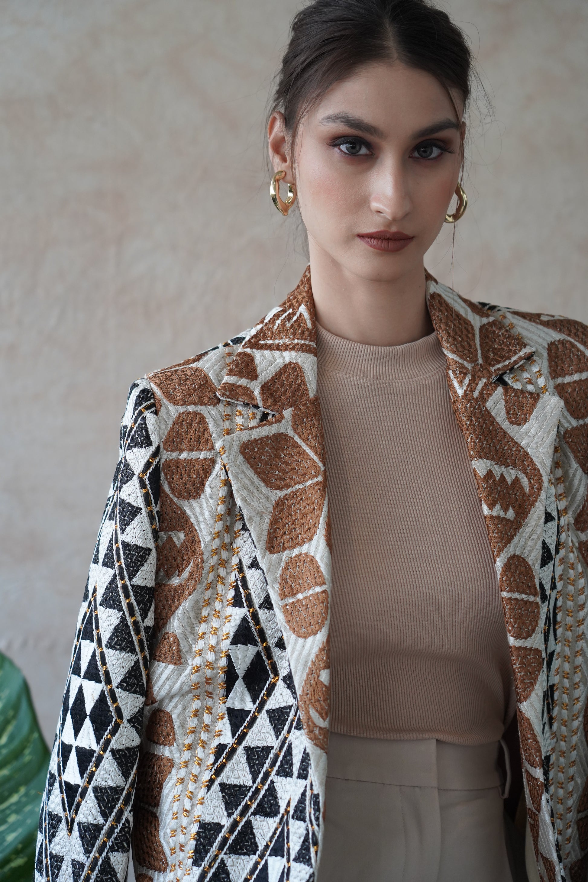 Mahogany Blazer detail close-up